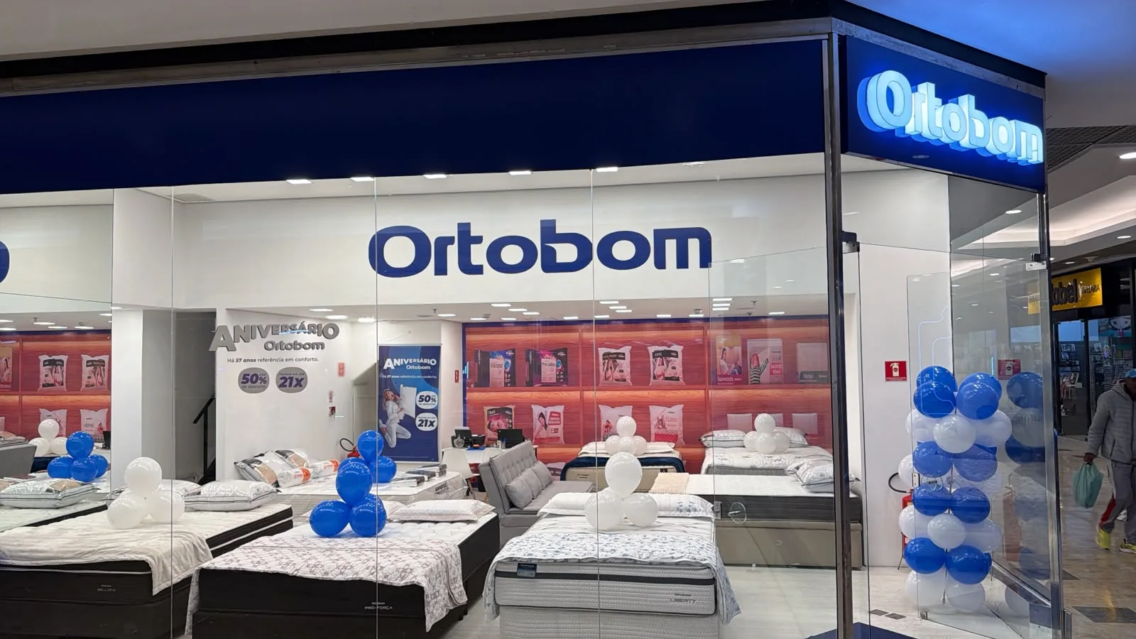 Fachada da Ortobom Shopping Penha